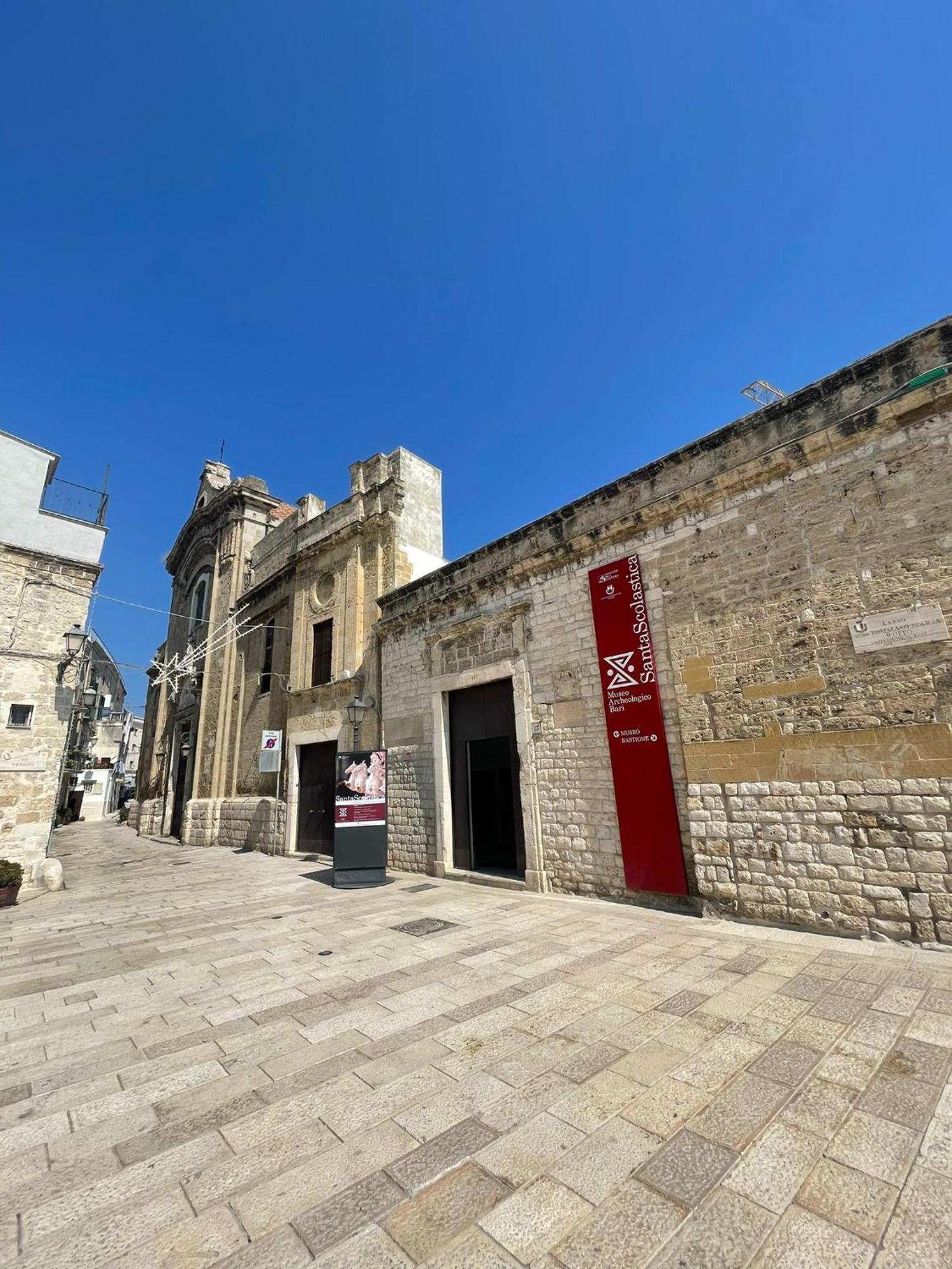 Rosas Guest House - La Cementina Bari Kültér fotó